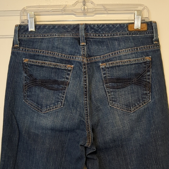 Eddie Bauer Long Straight Leg Dark Wash Mid Rise Jeans 8L - Picture 4 of 5